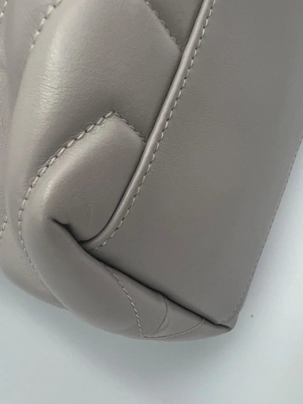Saint Laurent Medium Loulou Matelassé Leather Shoulder Bag